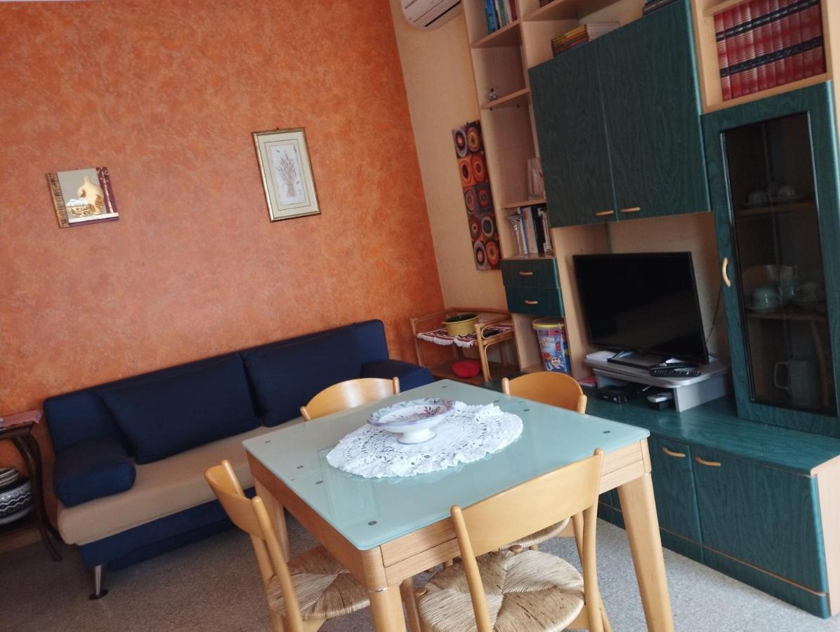 Casa Di Ghito Apartment เชฟาลู ภายนอก รูปภาพ